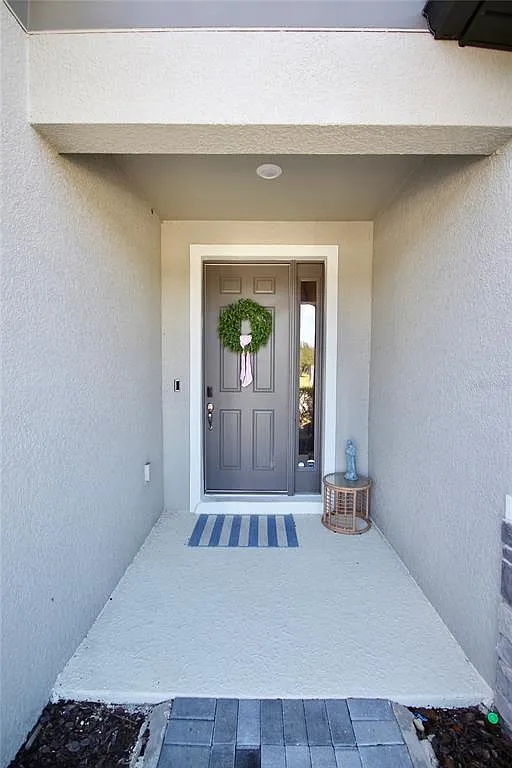 3 bed, 2.5 bath, 1907 sqft, $2,550 — Photo 2