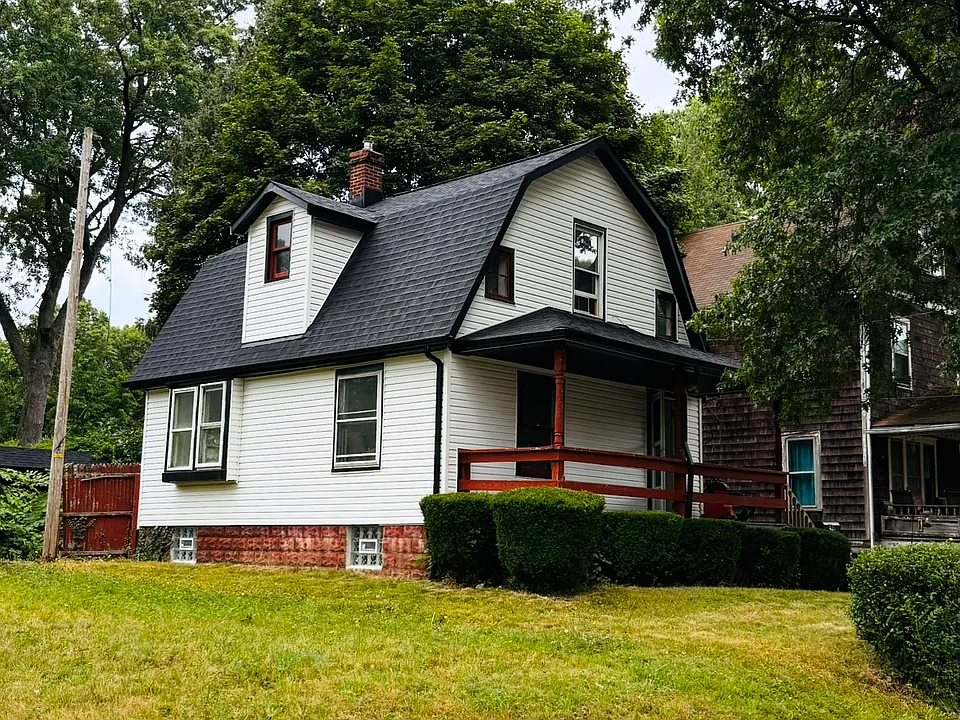 512 Gridley St