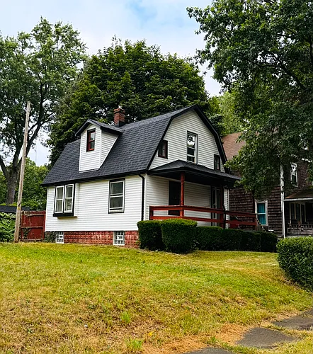 512 Gridley St Photo 1