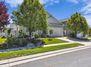 7778 N Sagebrush Ln, Eagle Mountain, UT 84005
