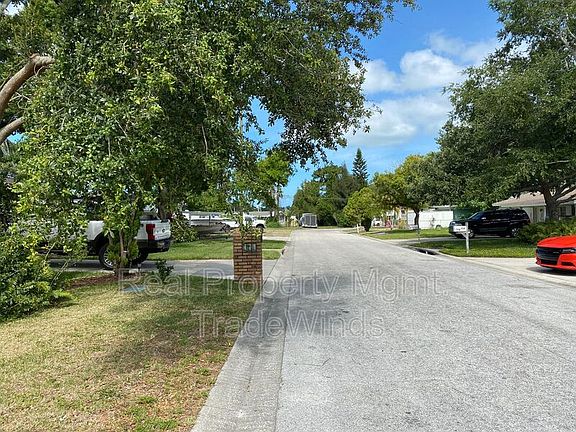 2nd image of 129 Maryland Ave