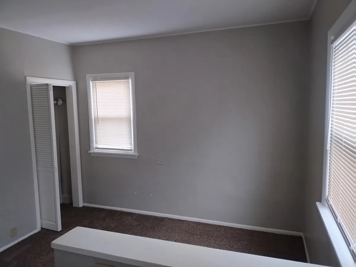 Building Photo - 406 W Morrell St #3