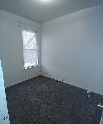 4th image of 7113 S University Ave