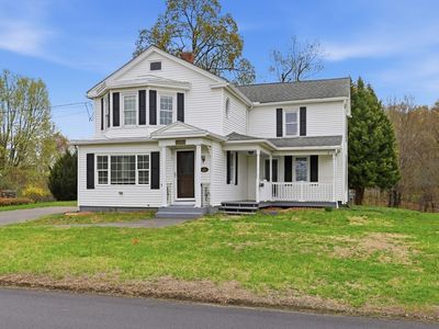 88 South St, Agawam, MA, 01001