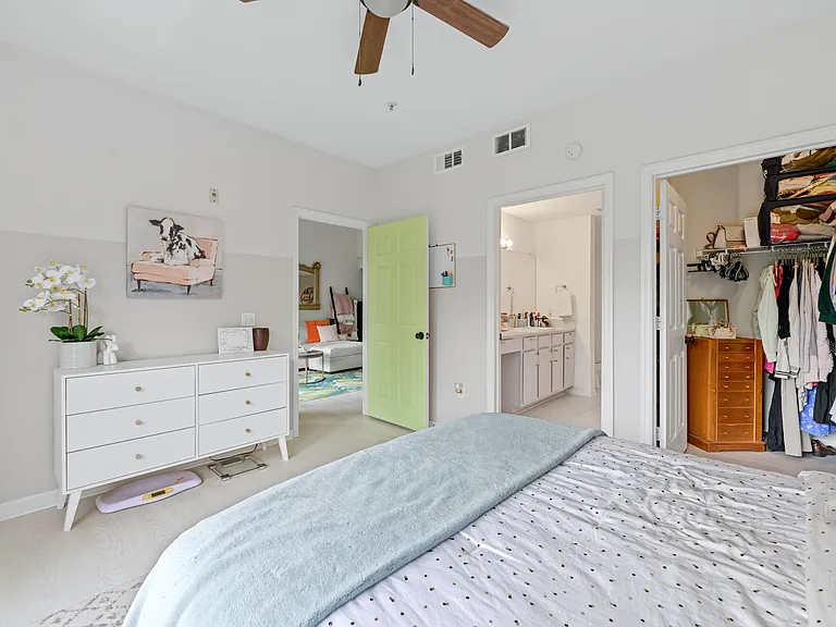 2801 Chancellorsville Dr #334 — Photo 10