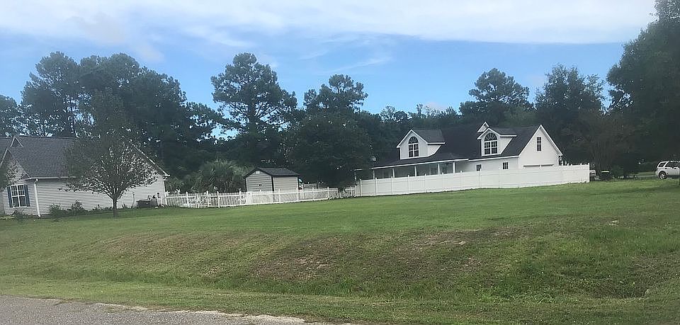 2nd image of 2217 Springwood Pl