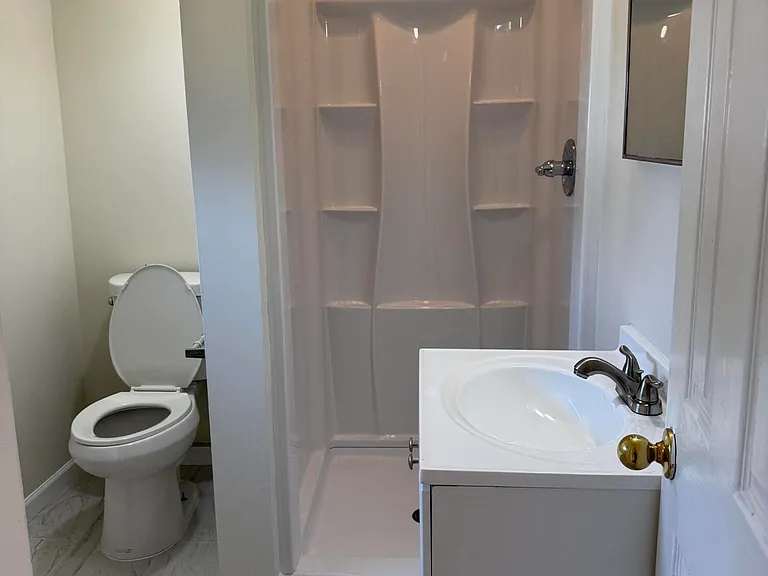 257 Carr Ave #C — Photo 11