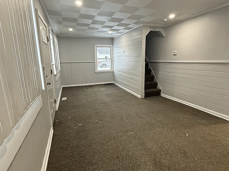 25202 Firwood Ave — Photo 3