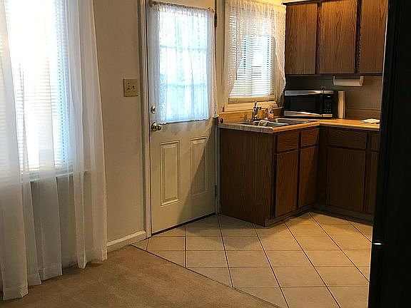 4th image of 2570 Janco Ave