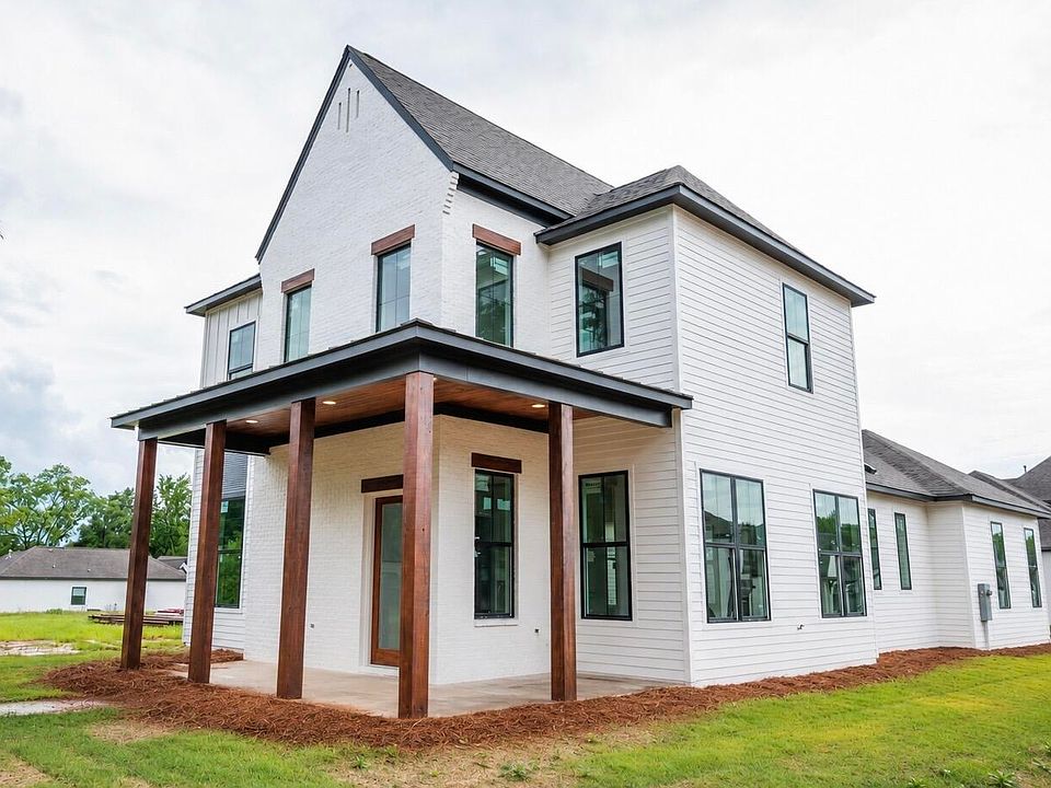 1st image of 60 Sweetwater Ln