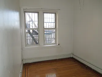 Rented by Washington Realty Corp.