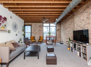 660 W Grand Ave #3F, Chicago, IL 60654