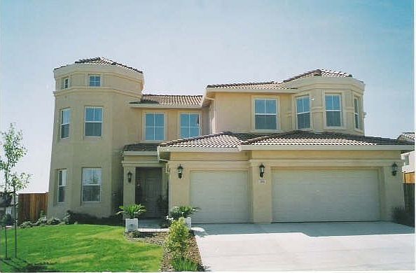 2000 Mokelumne Drive