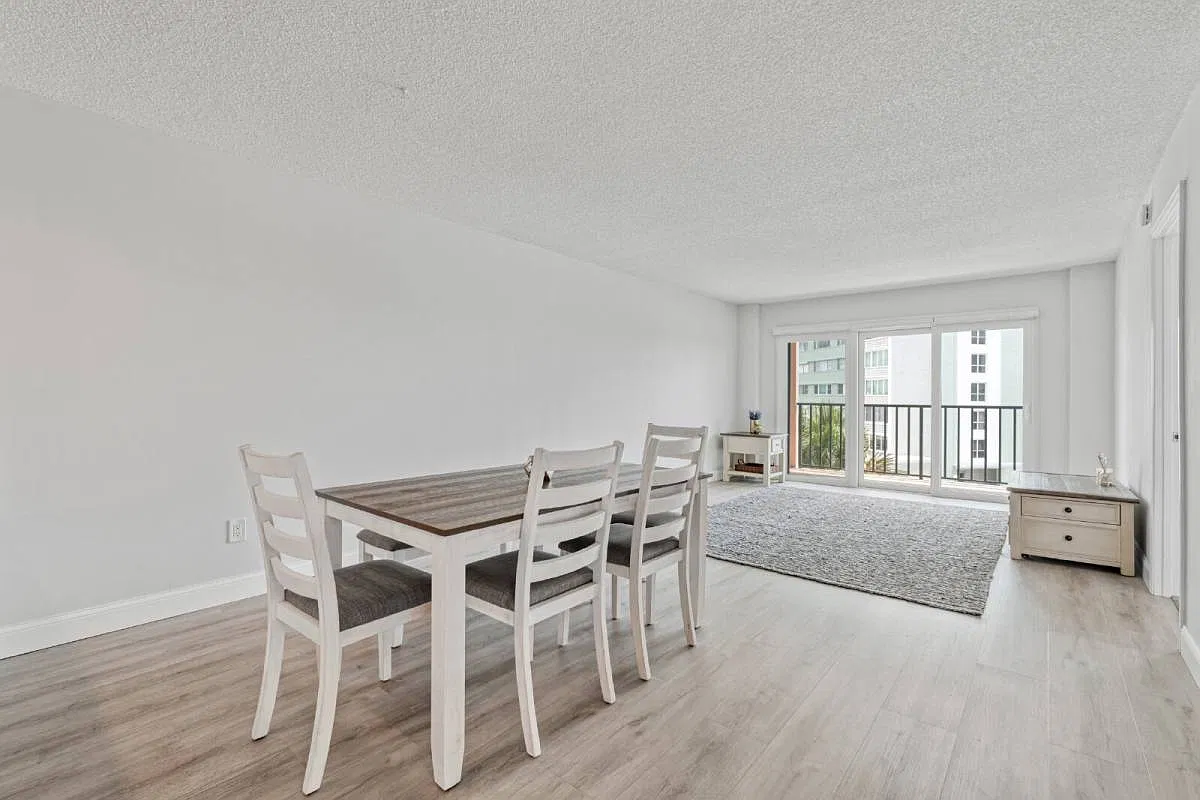 51 Island Way #411 in Clearwater Beach, FL 33767 — Photo 4