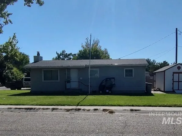 923 13th St S, Nampa, ID 83651