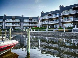 213 Harbour Cv APT 213, Somers Pt, NJ 08244