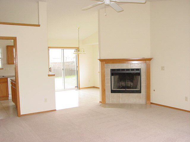 2nd image of 1318 Harvest Lane Cir