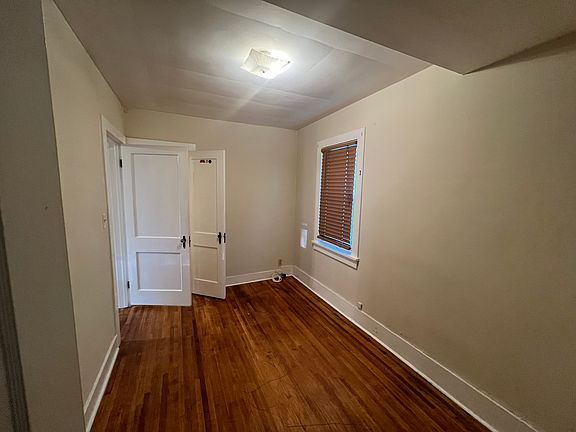 3rd image of 222 E Main St APT 3