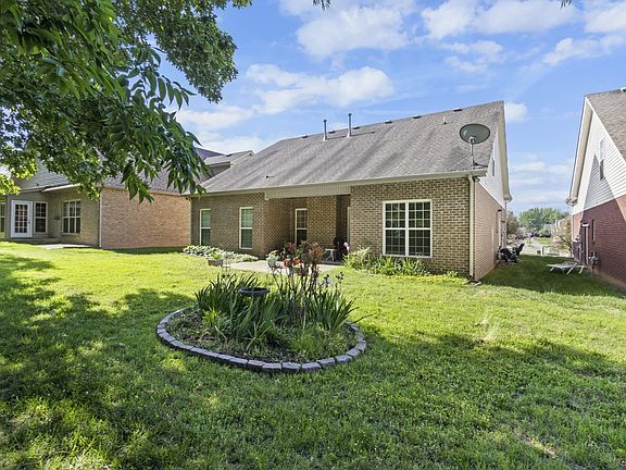 3rd image of 283 Turnberry Cir