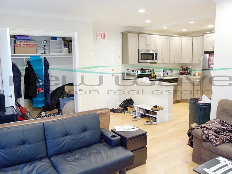 1 Oswald St #1 — Photo 4