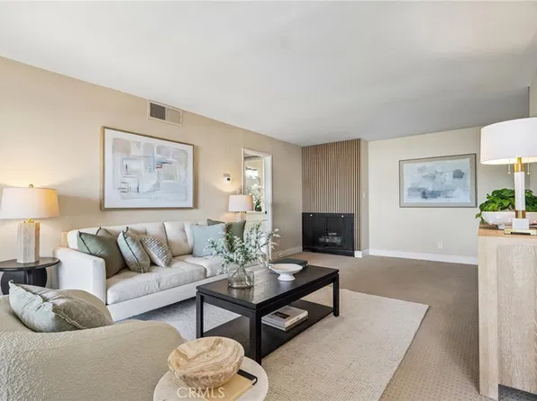 277 Pleasant St Unit 206, Pasadena, CA 91101