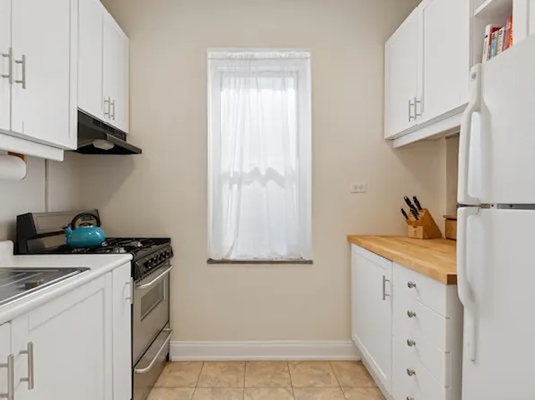 29 West 64th Street image 5 of 11