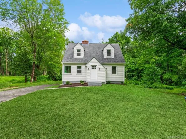 1106 Litchfield Turnpike, New Hartford, CT 06057