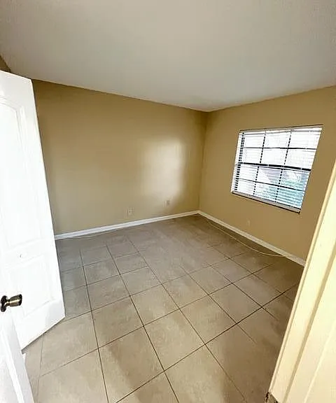 4221 Oak Terrace Dr — Photo 5