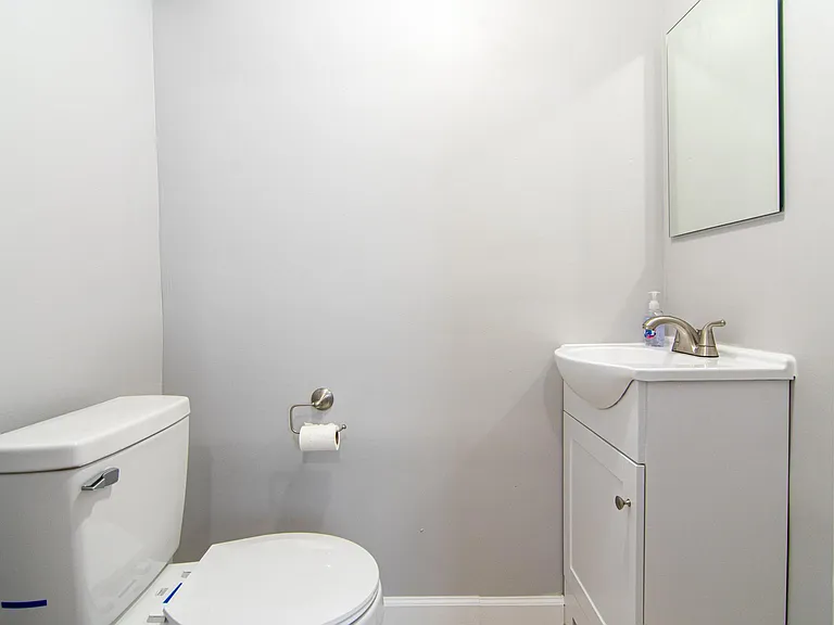 3000 Erdman Ave — Photo 17