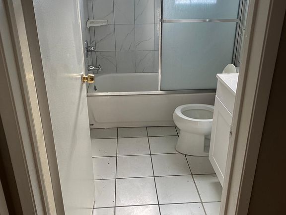 4th image of 522 W Harvard St APT 7
