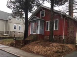 69 Manton St, Fall River, MA 02724