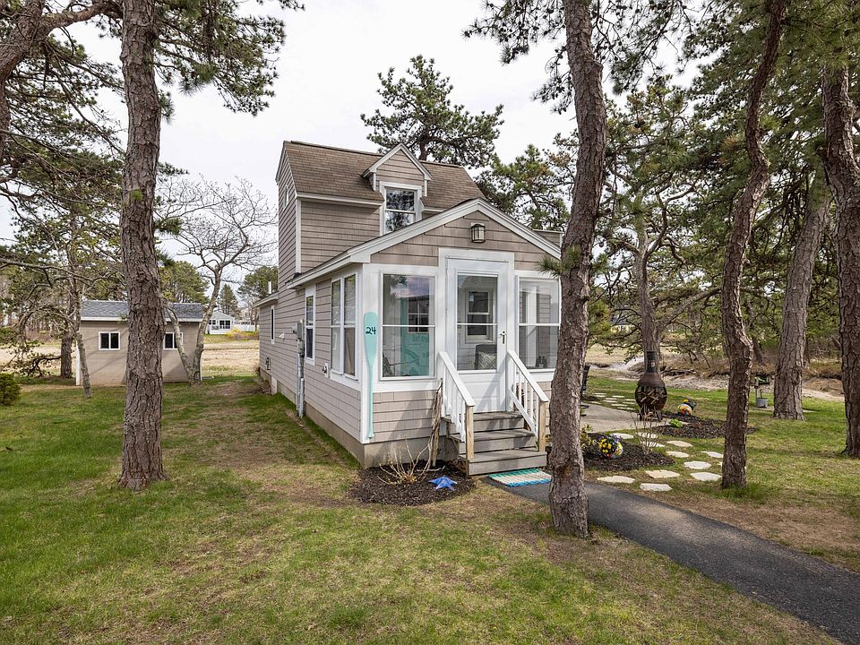 24 Norwood Lane UNIT 4, Kennebunkport, ME 04046 Zillow