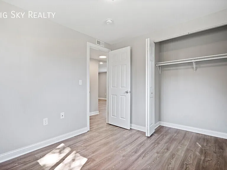109 Shepard St #D — Photo 12