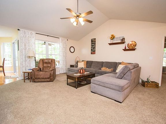 4th image of 3515 S Rock Beacon Ct
