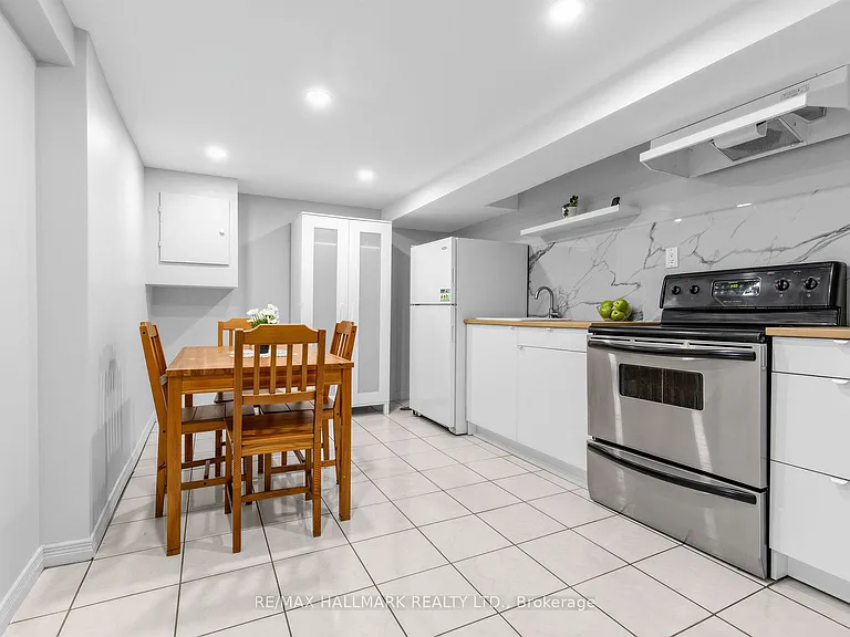 67 Trinnell Blvd #BSMNT — Photo 4