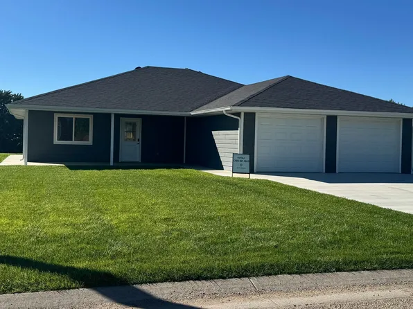 1514 Cattletrail St, Goodland, KS 67735