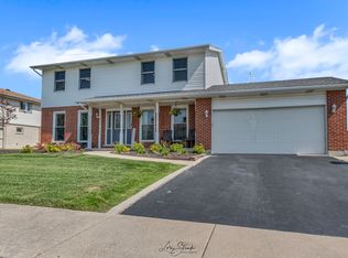 15665 Sunset Ridge Dr, Orland Park, IL