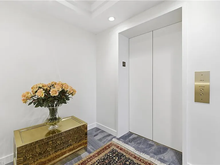 8665 Bay Colony Dr #2001 — Photo 3