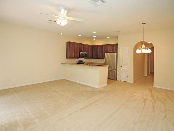 5th image of 10224 Park Commons Dr