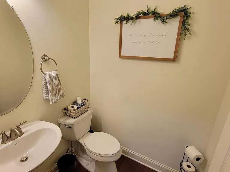 Cobblestone Cir — Photo 10