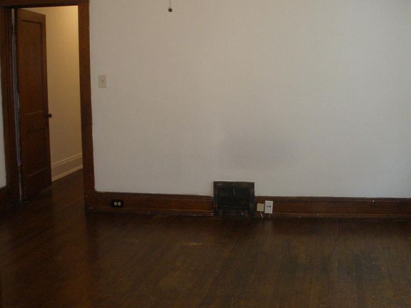 5th image of 1495 Coutant Ave