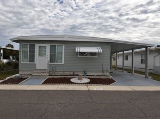 549 Parakeet Ln, Largo, FL 33770