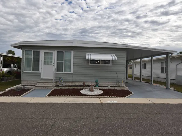 549 Parakeet Ln, Largo, FL 33770