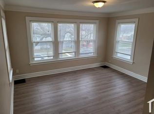 10113 S State St #2, Chicago, IL 60628