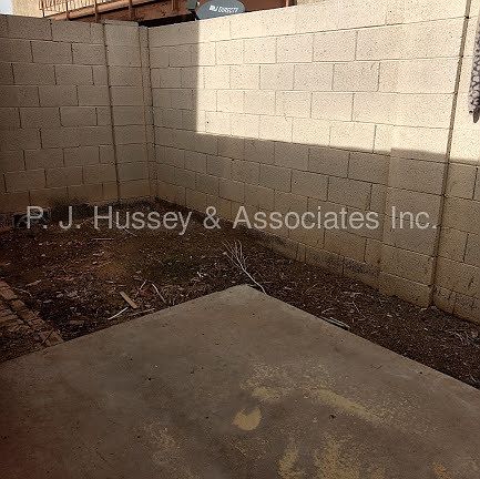 3rd image of 3321 W Loma Ln Unit 1