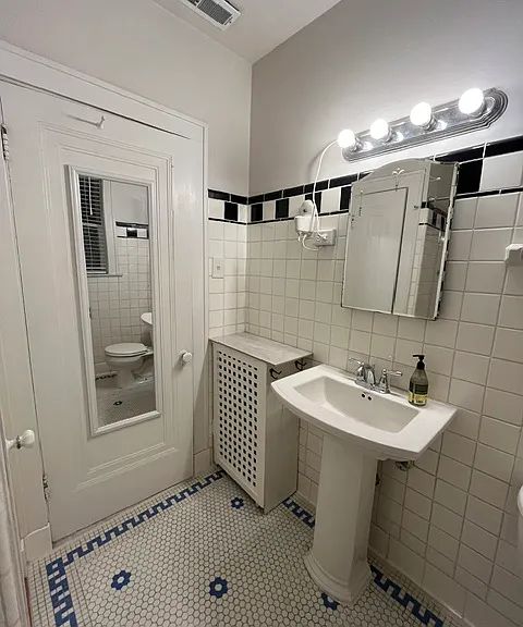 5243 Delor St #2F — Photo 16