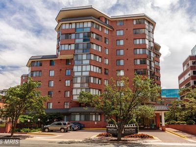 1024 N Utah St APT 913, Arlington, VA, 22201