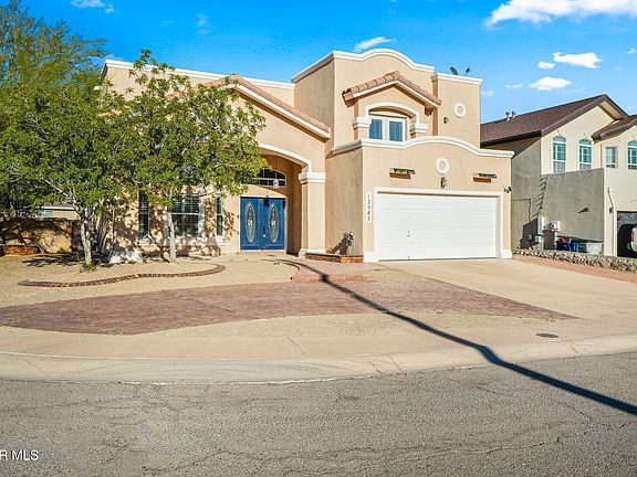 3rd image of 12585 Paseo Lindo Dr