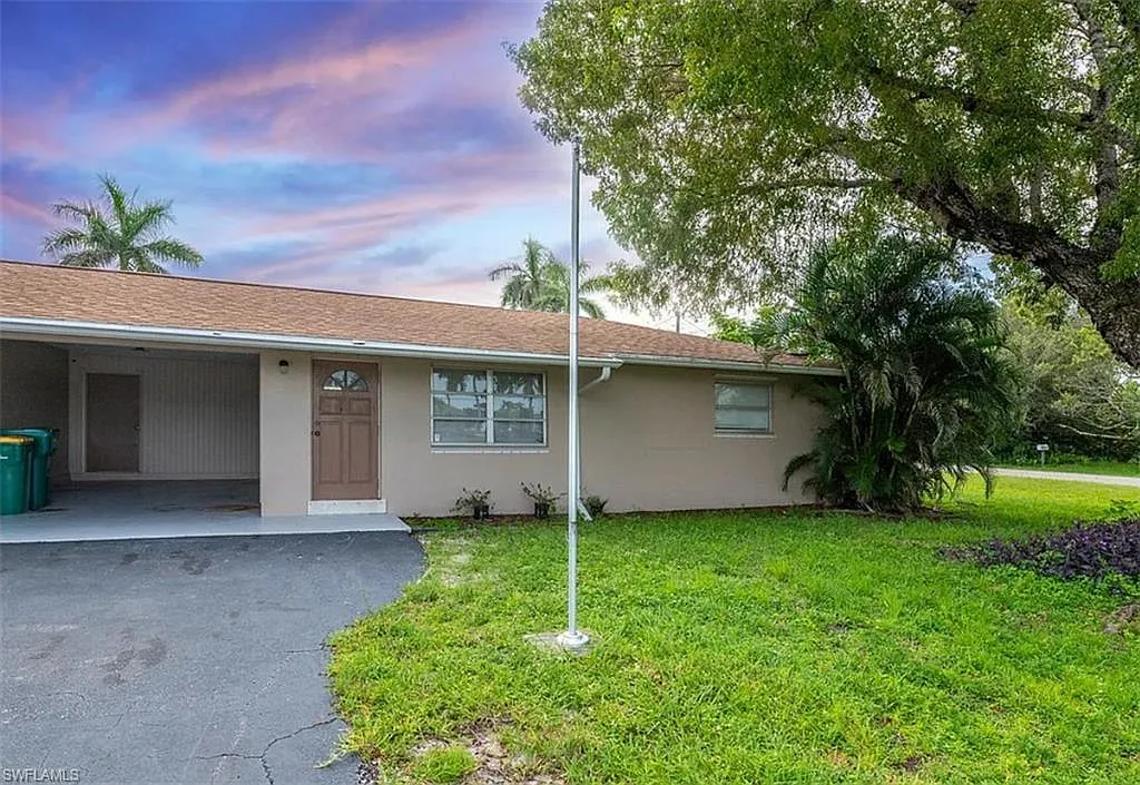 2 bed, 1.0 bath, 1000 sqft, $2,300 — Photo 1