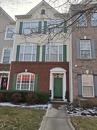 7031 Brighton Park Dr Photo 1